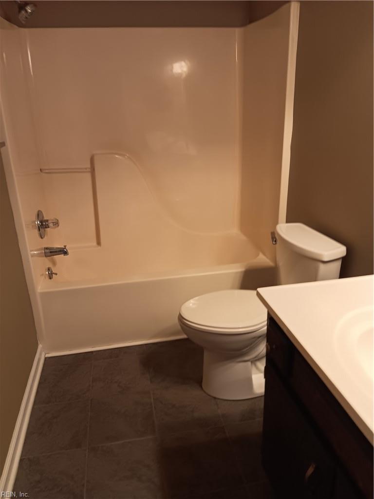 211 Crestwood Court Yorktown VA 23692