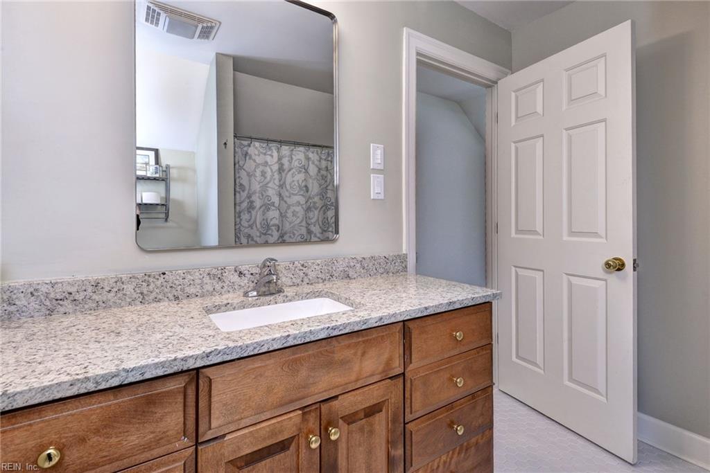 152 Warehams Point Williamsburg VA 23185