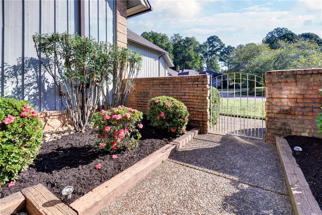 152 Warehams Point Williamsburg VA 23185