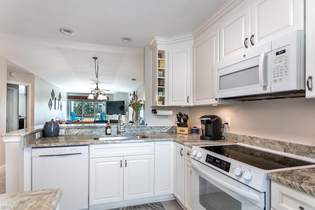 425 Persimmon Drive Yorktown VA 23693