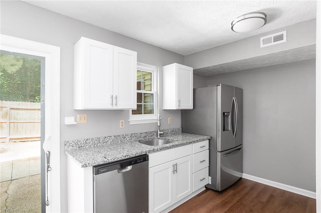 30 Otsego Drive Newport News VA 23602