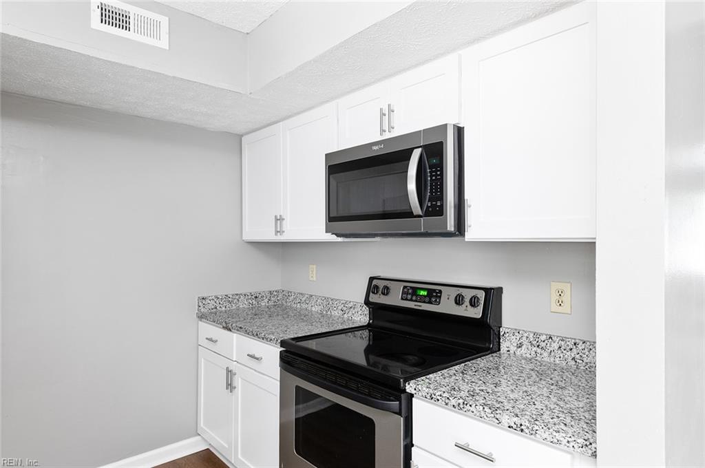 30 Otsego Drive Newport News VA 23602
