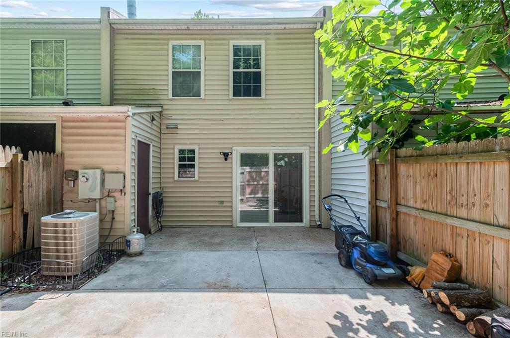 30 Otsego Drive Newport News VA 23602