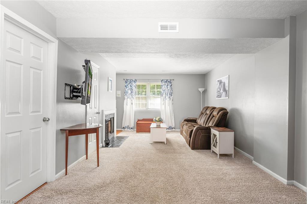 30 Otsego Drive Newport News VA 23602