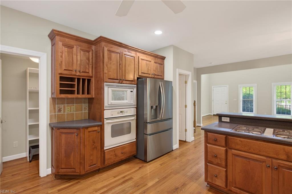 113 Edith Wharton Square Newport News VA 23606
