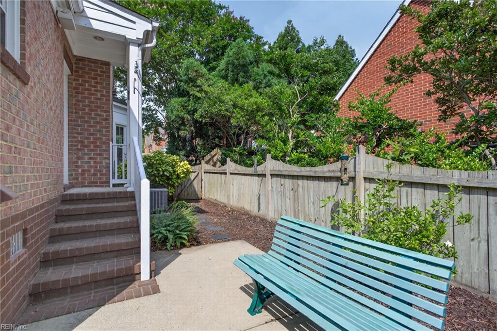 113 Edith Wharton Square Newport News VA 23606