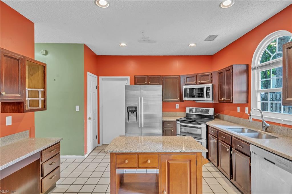 2267 Claymill Drive Newport News VA 23602