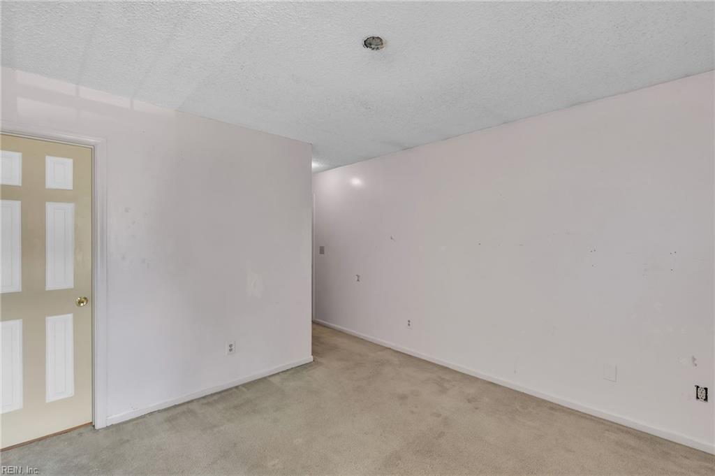 2267 Claymill Drive Newport News VA 23602