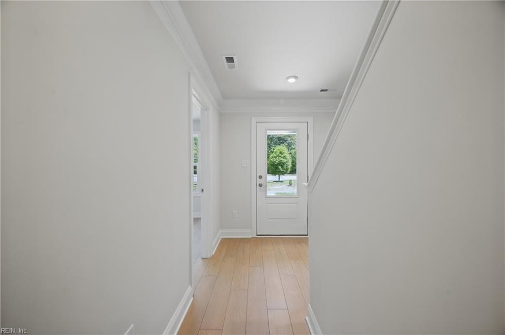 10 Bracewell Lane Yorktown VA 23692
