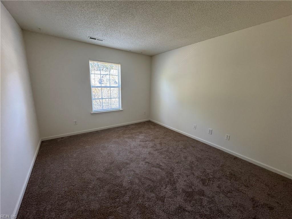 223 Southlake Place Newport News VA 23602