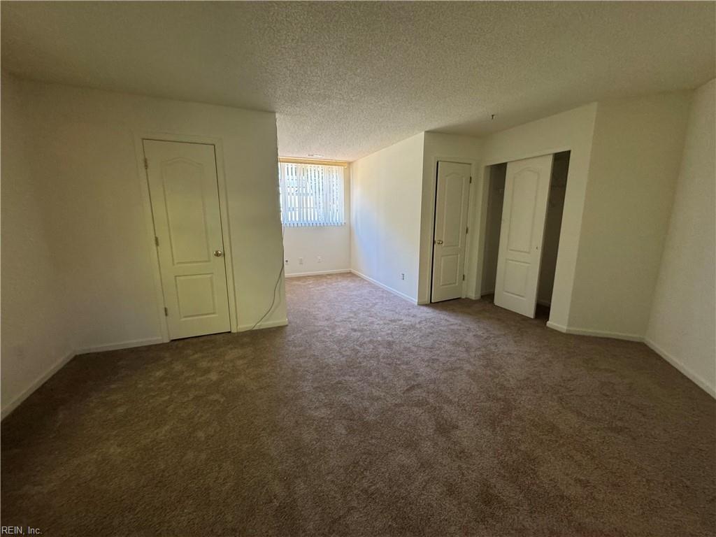 223 Southlake Place Newport News VA 23602