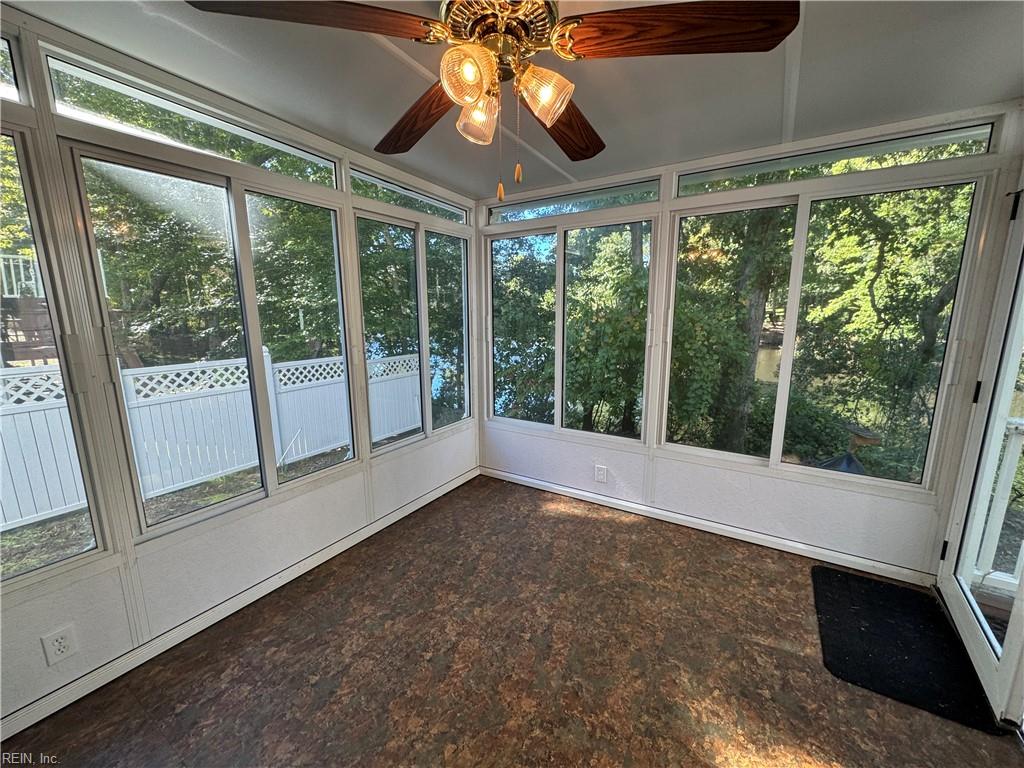 223 Southlake Place Newport News VA 23602