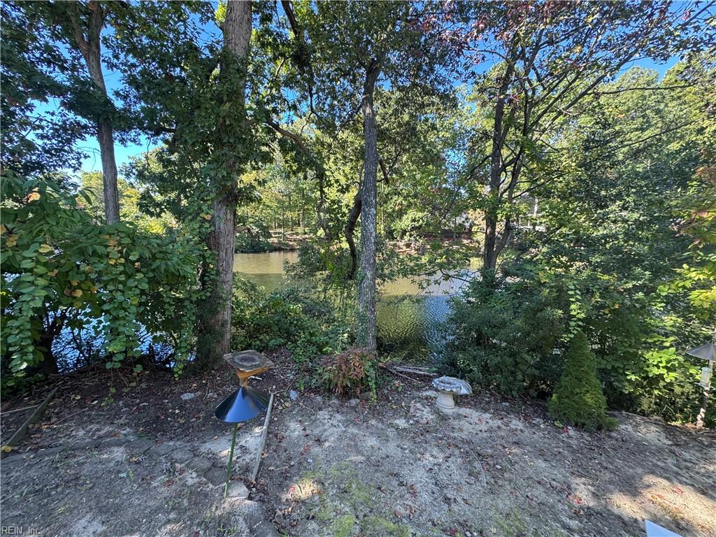 223 Southlake Place Newport News VA 23602