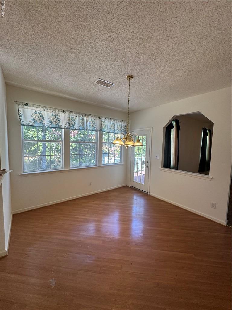 223 Southlake Place Newport News VA 23602