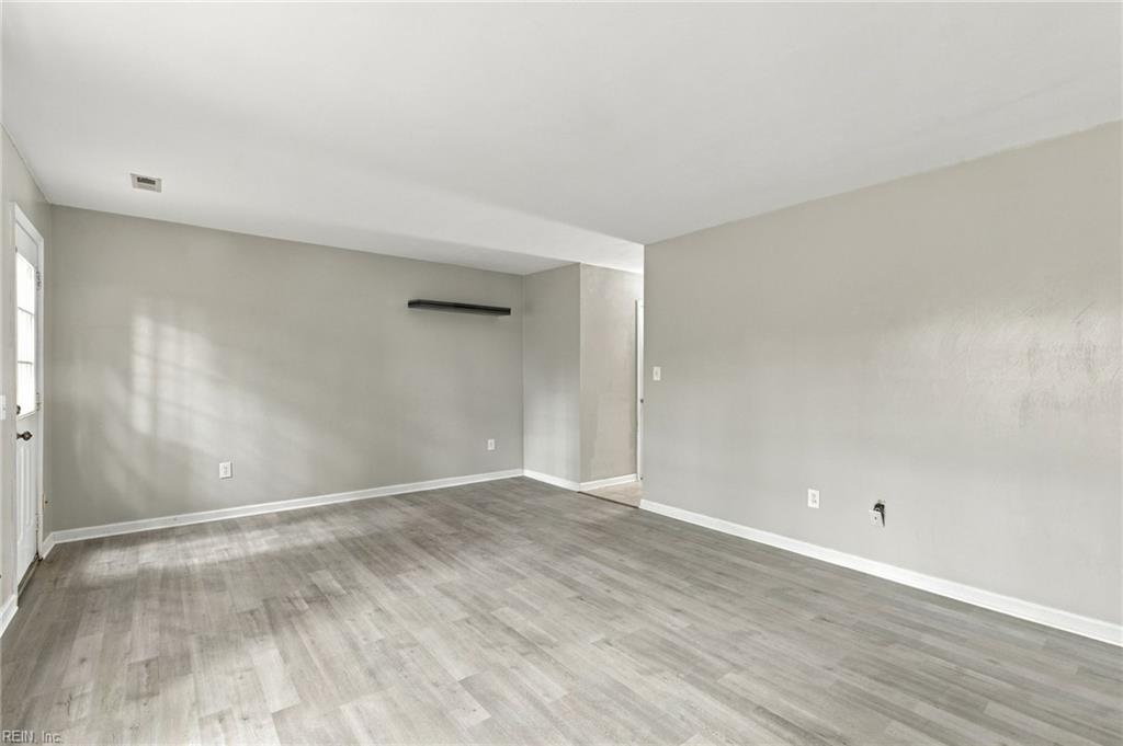 439 Eureka Loop Newport News VA 23601