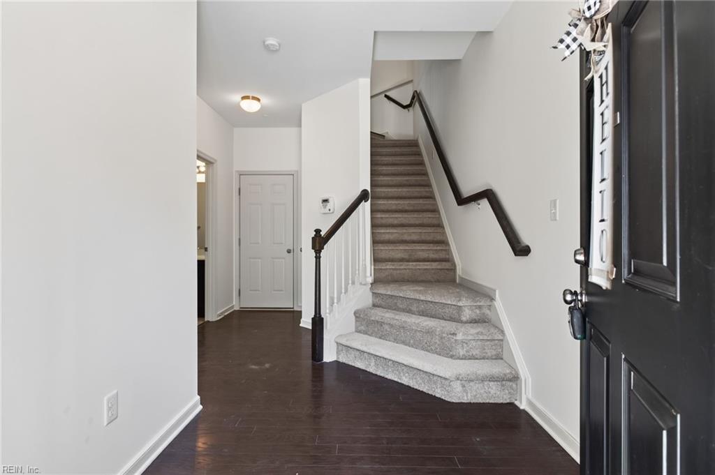 87 Zenith Loop Newport News VA 23601