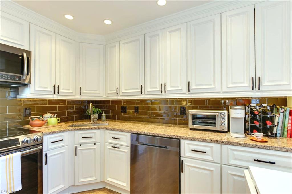 612 Mary Robert Lane Newport News VA 23608