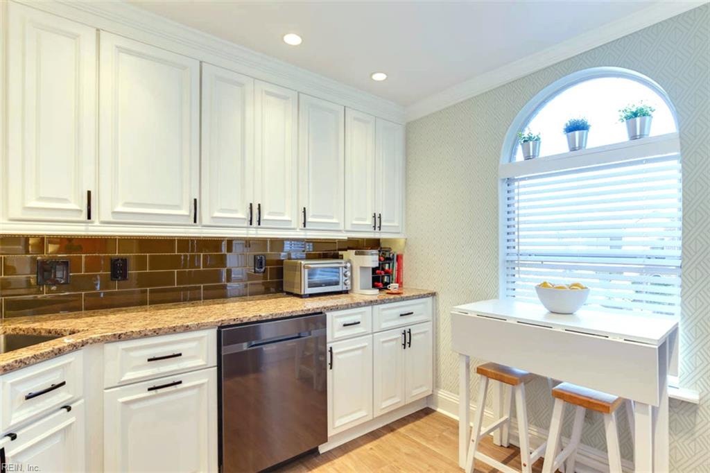 612 Mary Robert Lane Newport News VA 23608