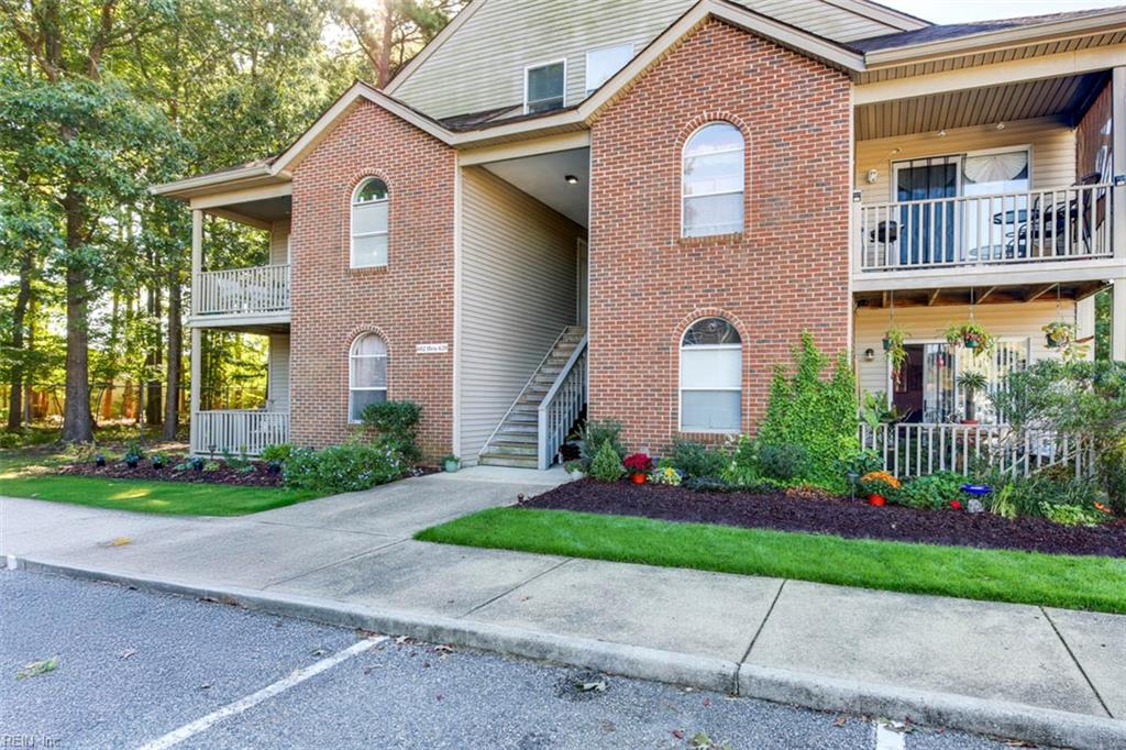 612 Mary Robert Lane Newport News VA 23608