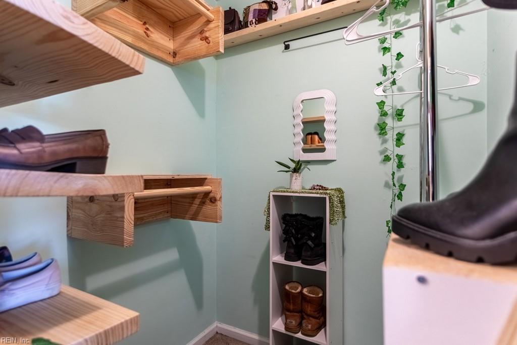 564 Candle Lane Newport News VA 23608