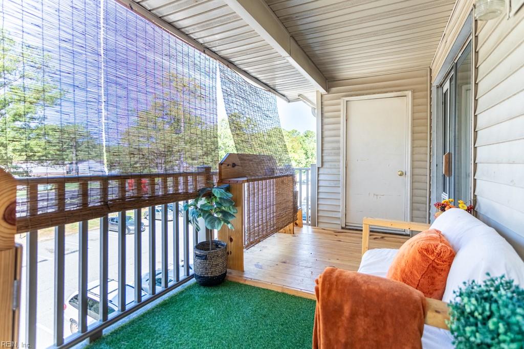 564 Candle Lane Newport News VA 23608