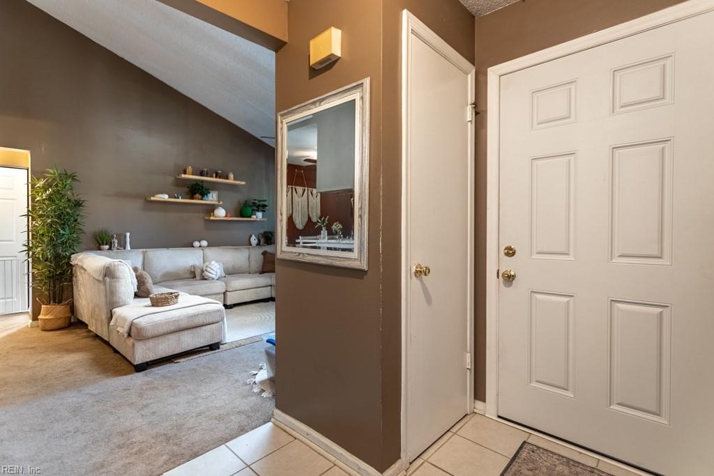 564 Candle Lane Newport News VA 23608