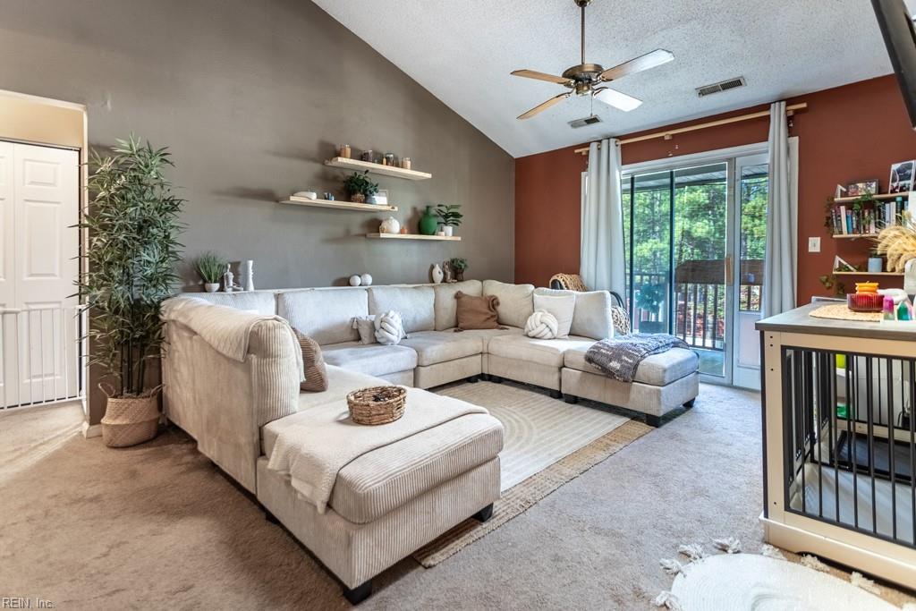 564 Candle Lane Newport News VA 23608