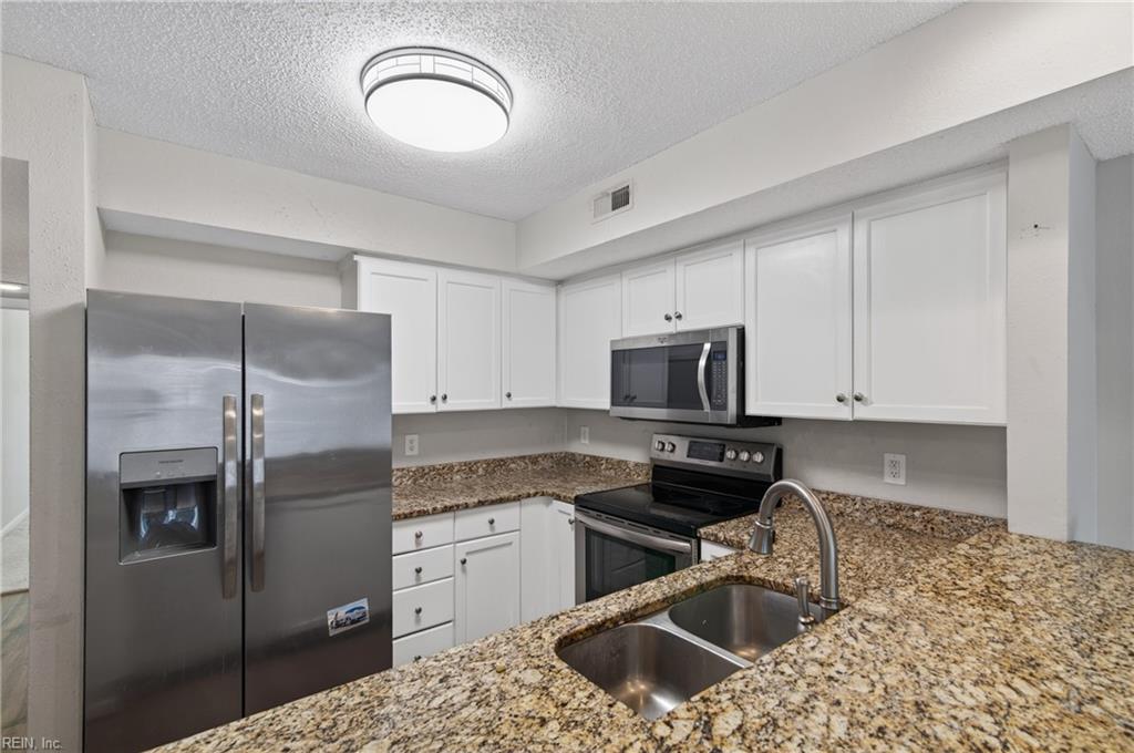 916 Woodcreek Drive Newport News VA 23608