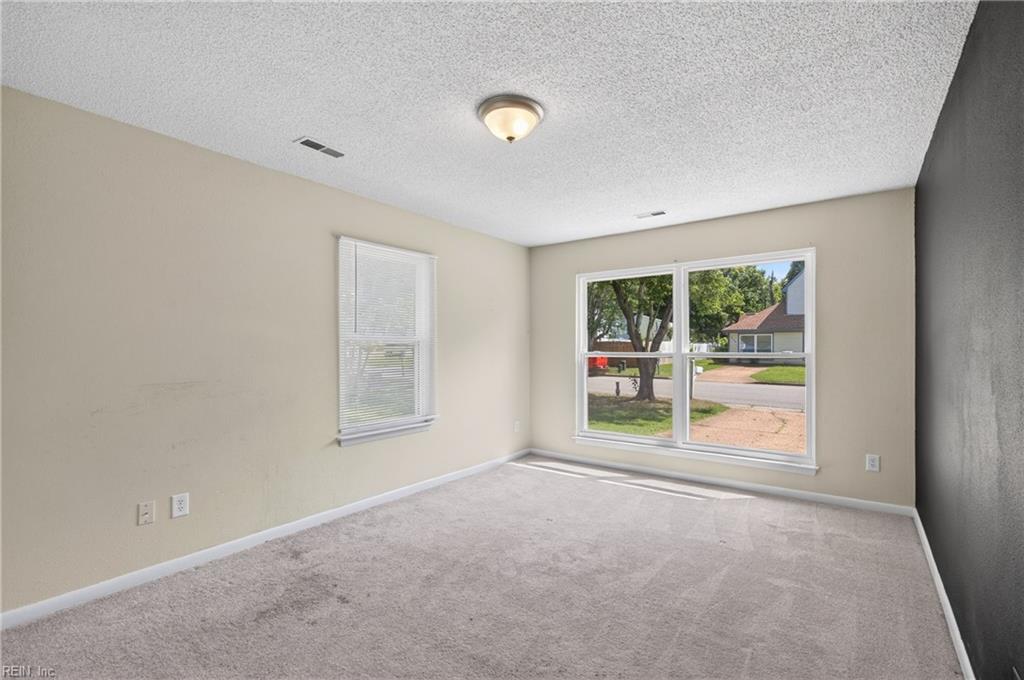 916 Woodcreek Drive Newport News VA 23608