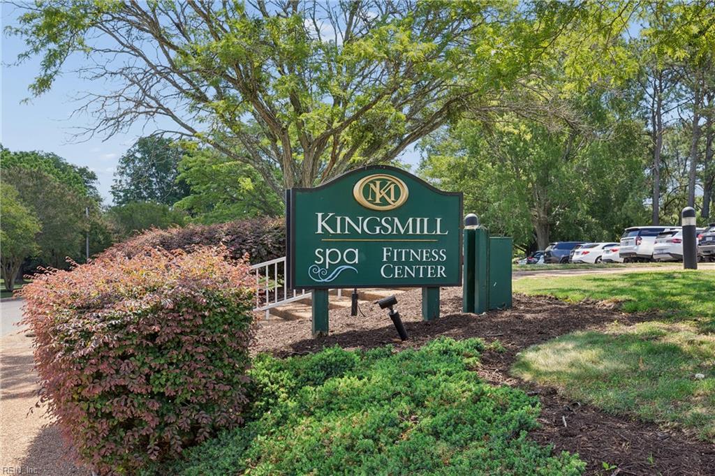 104 Harrops Glen Williamsburg VA 23185