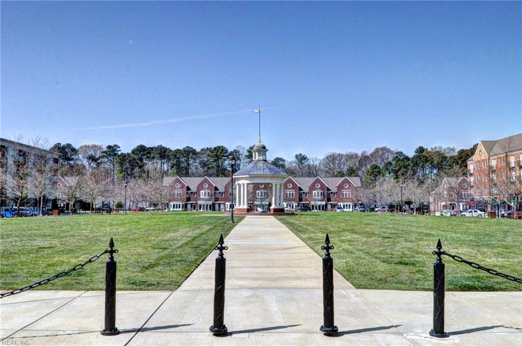 296 Walt Whitman Avenue Newport News VA 23606