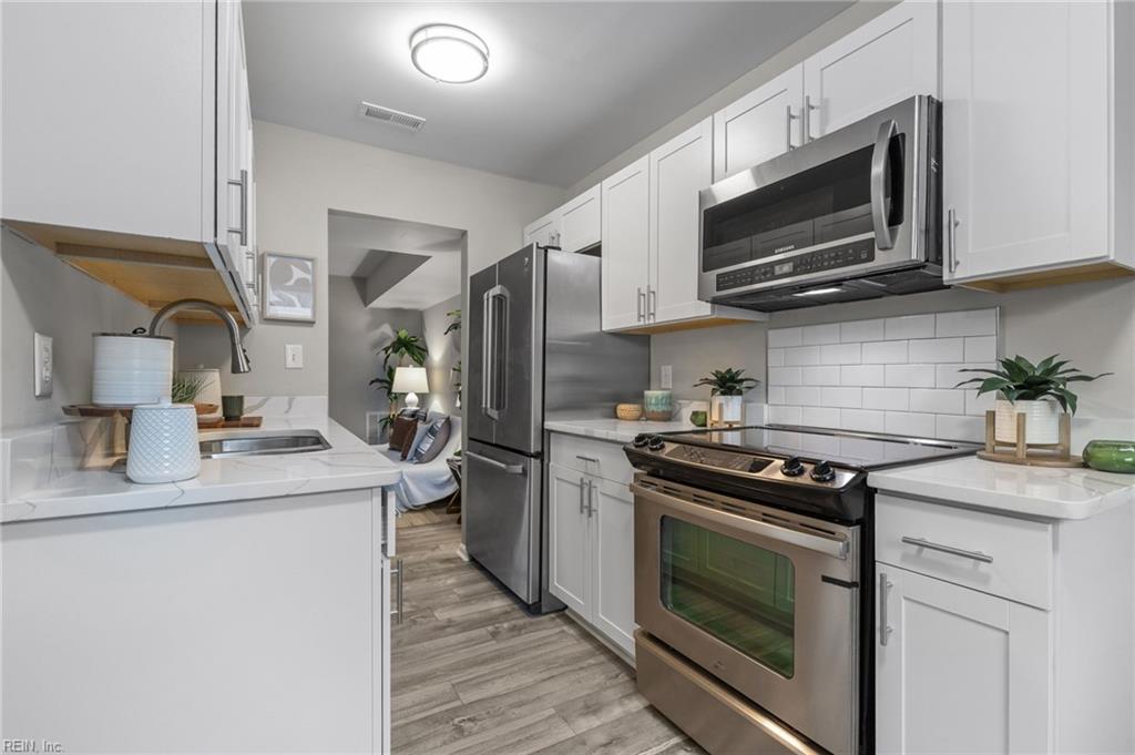 12734 Woodside Lane Newport News VA 23602