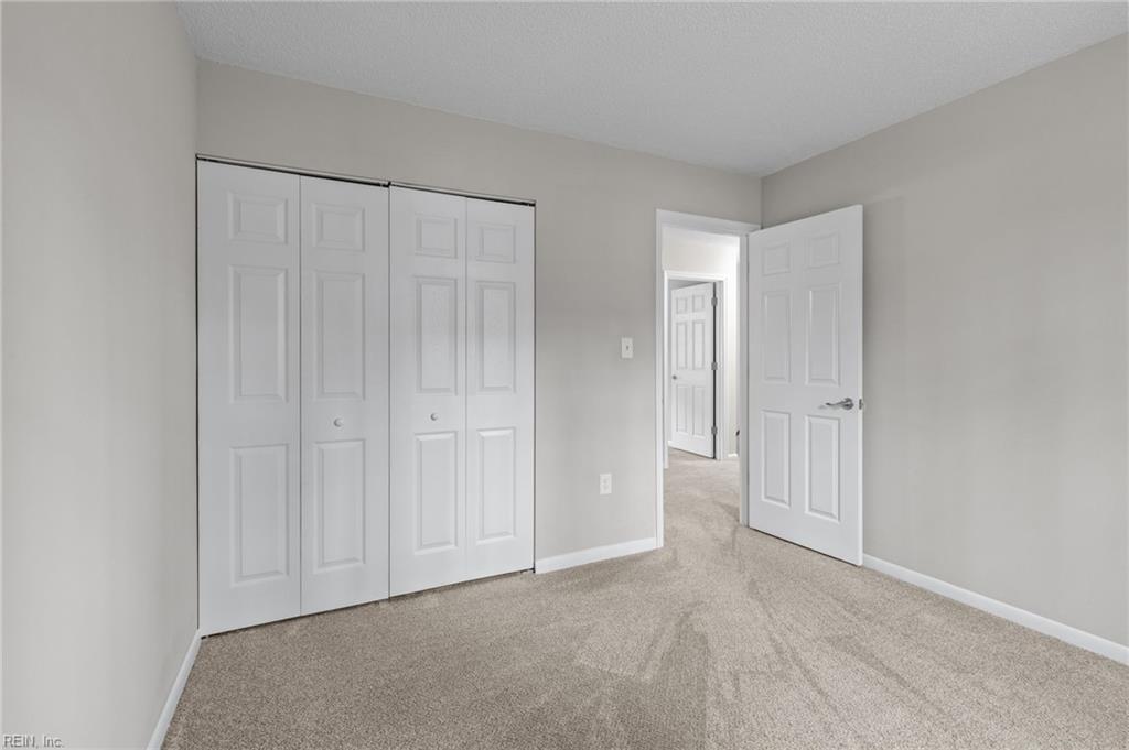 12734 Woodside Lane Newport News VA 23602