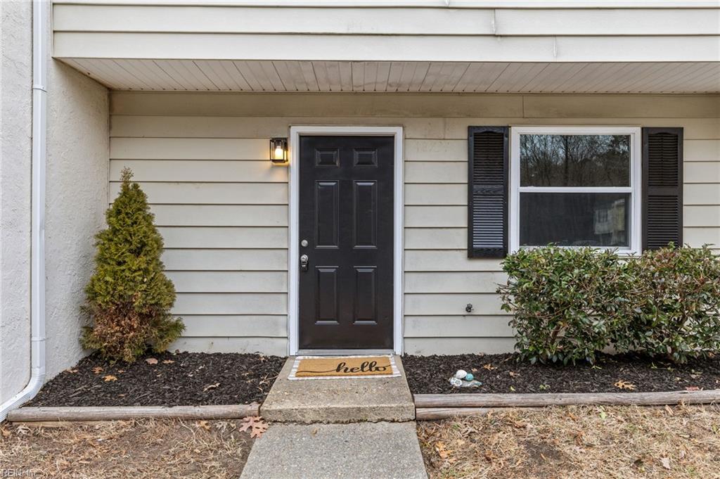 12734 Woodside Lane Newport News VA 23602