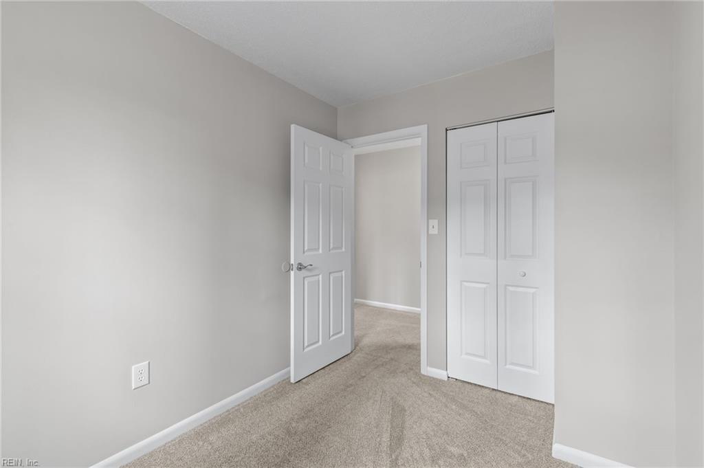 12734 Woodside Lane Newport News VA 23602