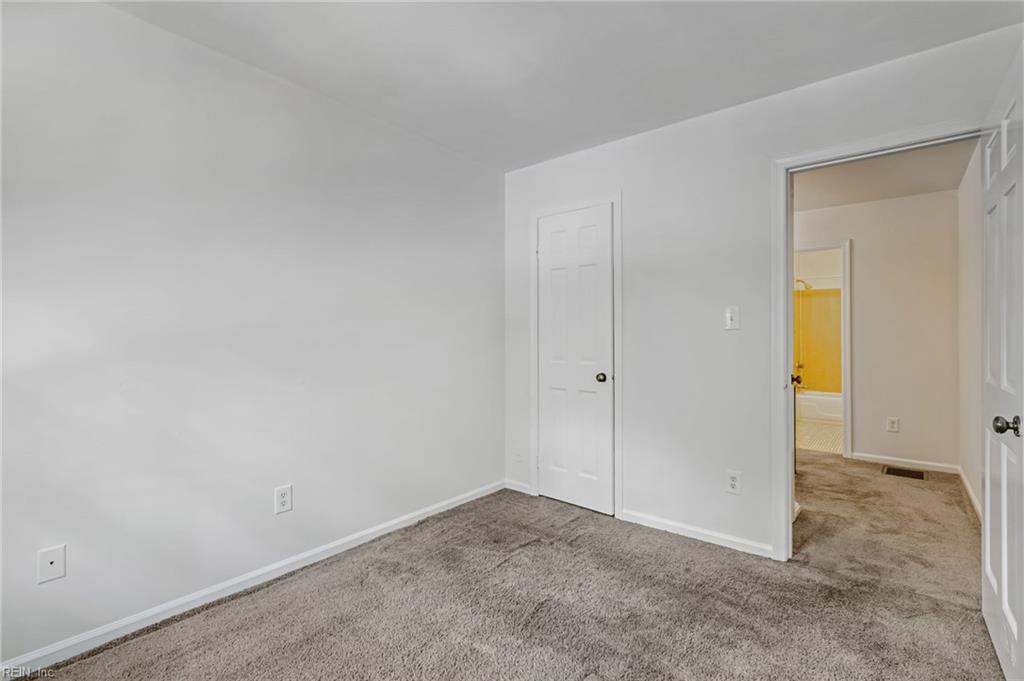 369 Circuit Lane Newport News VA 23608