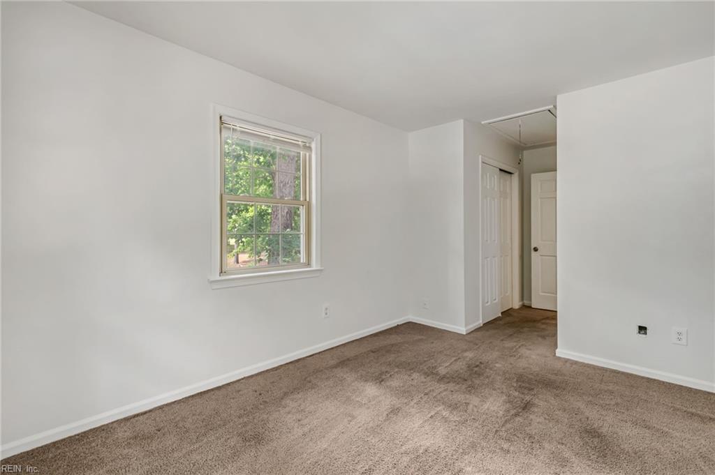 369 Circuit Lane Newport News VA 23608