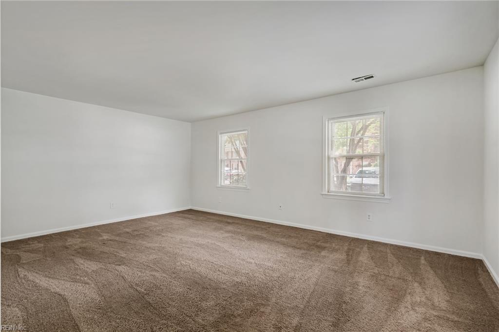 369 Circuit Lane Newport News VA 23608