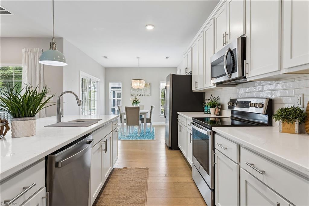 115 Mizzen Quarter Loop Yorktown VA 23693