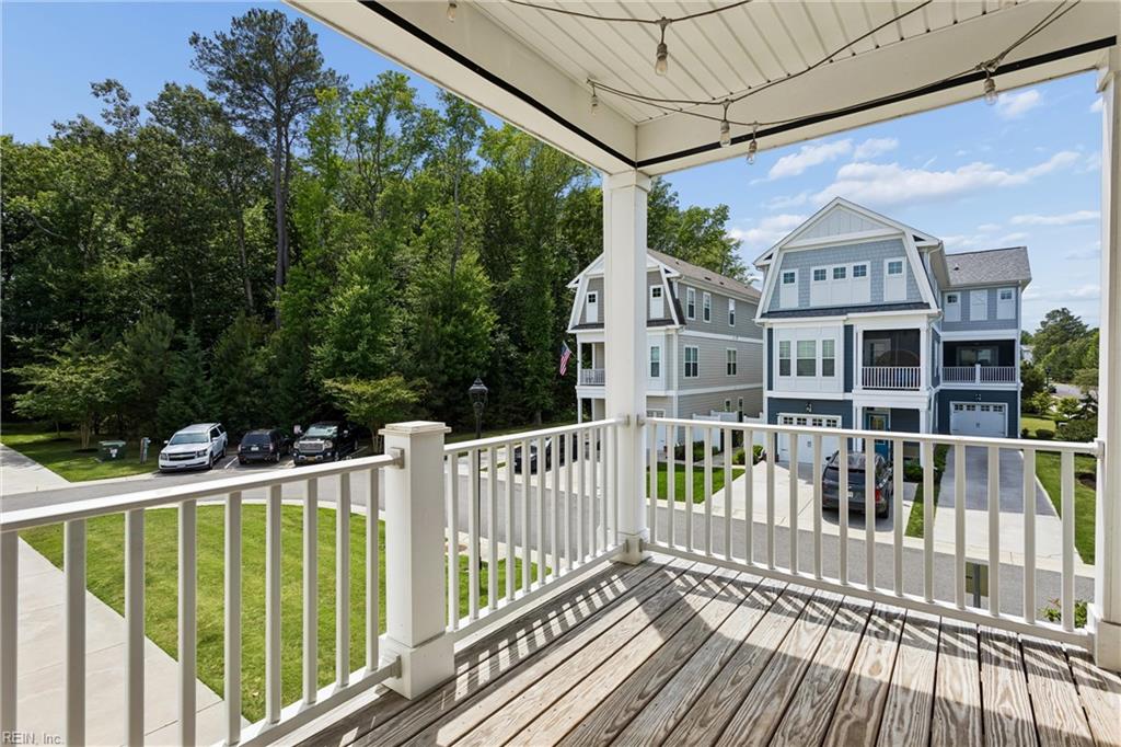115 Mizzen Quarter Loop Yorktown VA 23693