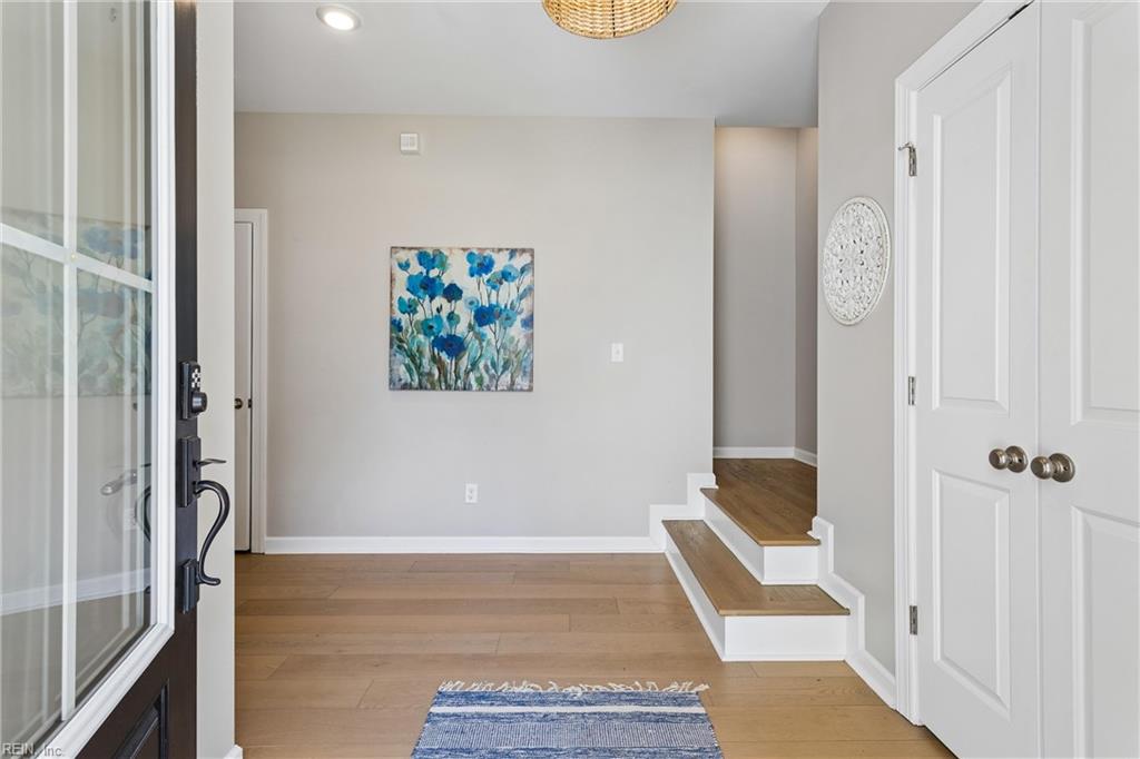 115 Mizzen Quarter Loop Yorktown VA 23693