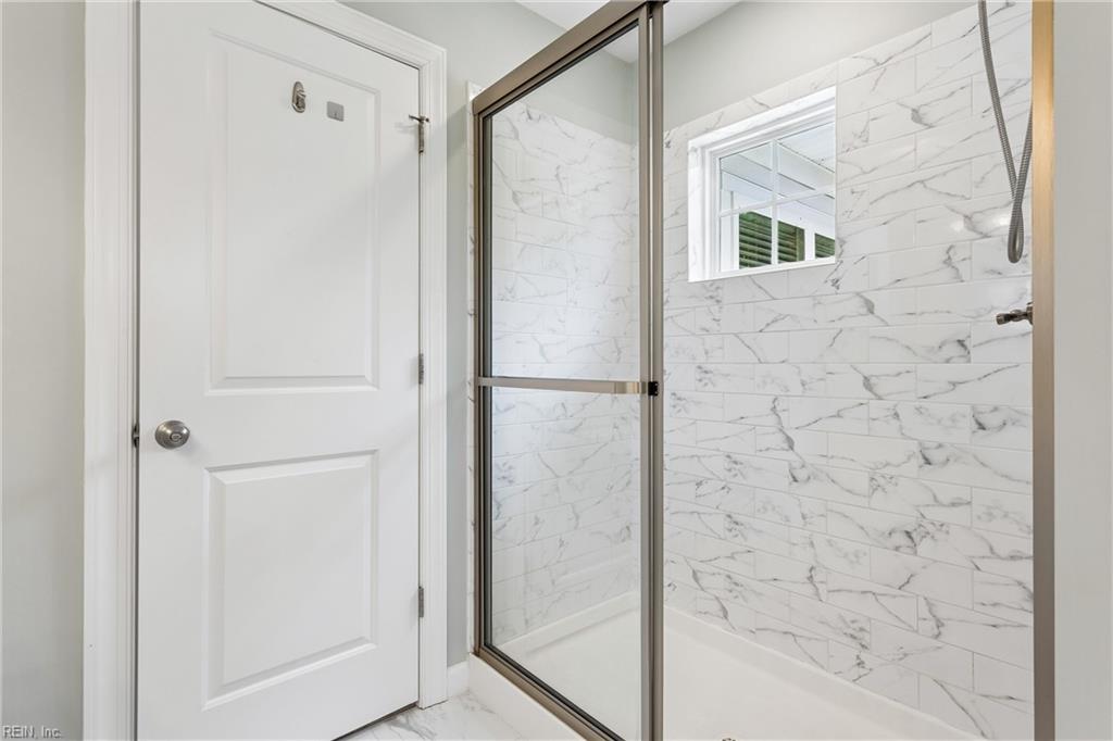 115 Mizzen Quarter Loop Yorktown VA 23693