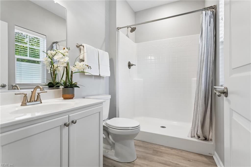 115 Mizzen Quarter Loop Yorktown VA 23693