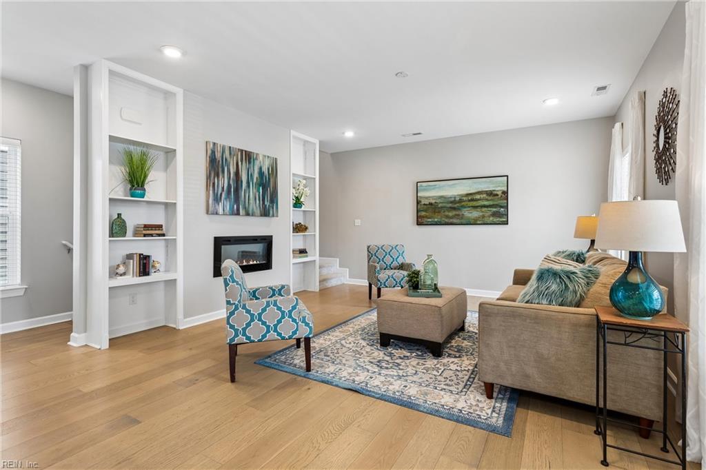 115 Mizzen Quarter Loop Yorktown VA 23693