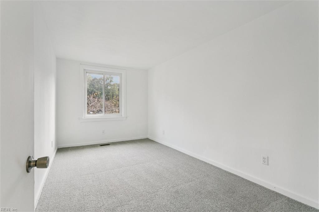 333 Bridgewater Drive Newport News VA 23603