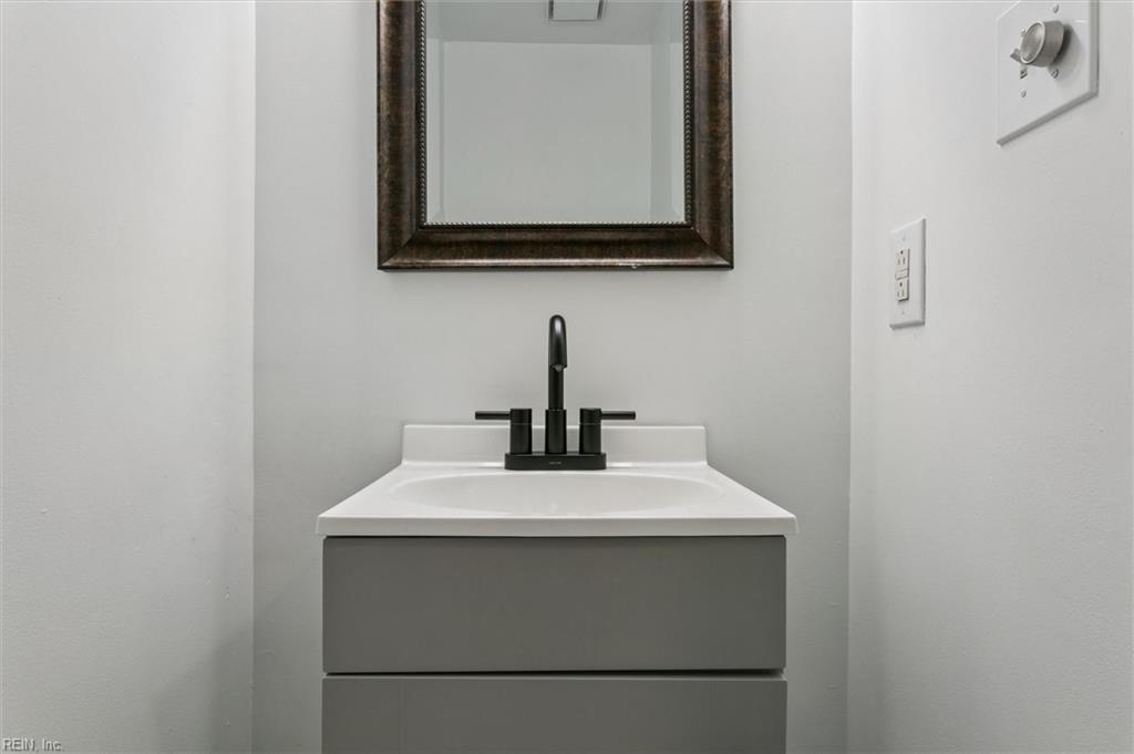 333 Bridgewater Drive Newport News VA 23603