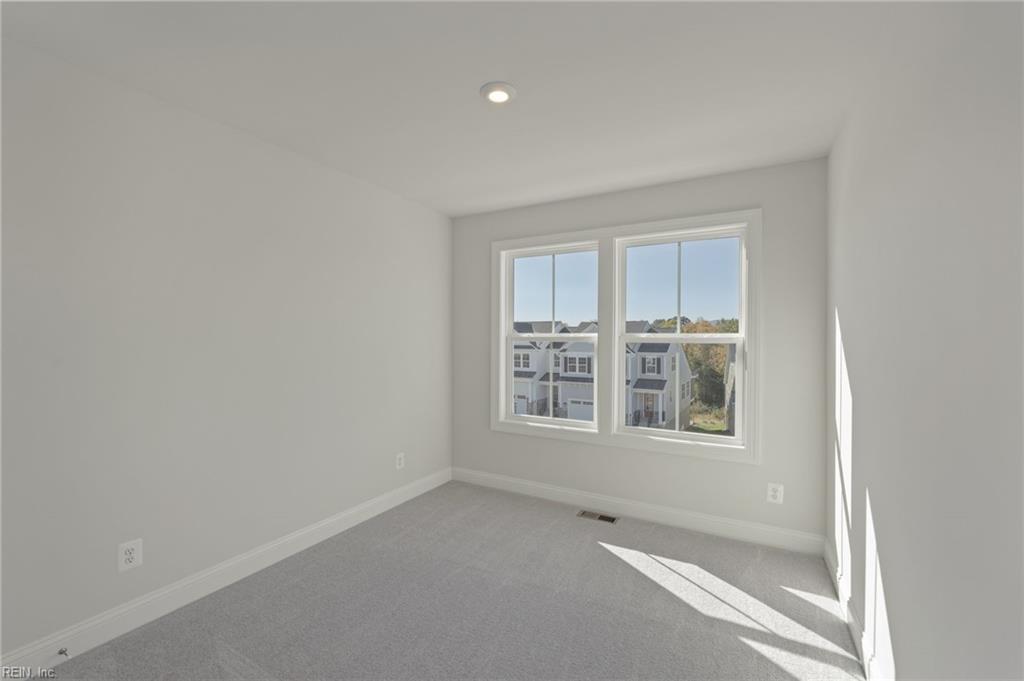 121 Bracewell Lane Yorktown VA 23692
