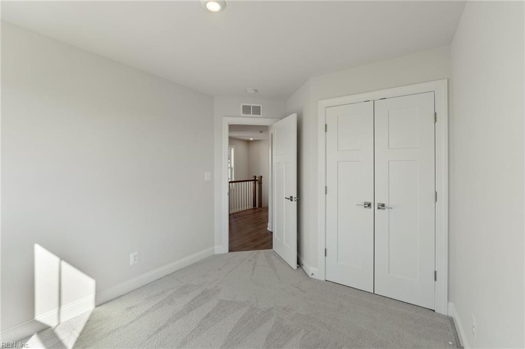 121 Bracewell Lane Yorktown VA 23692