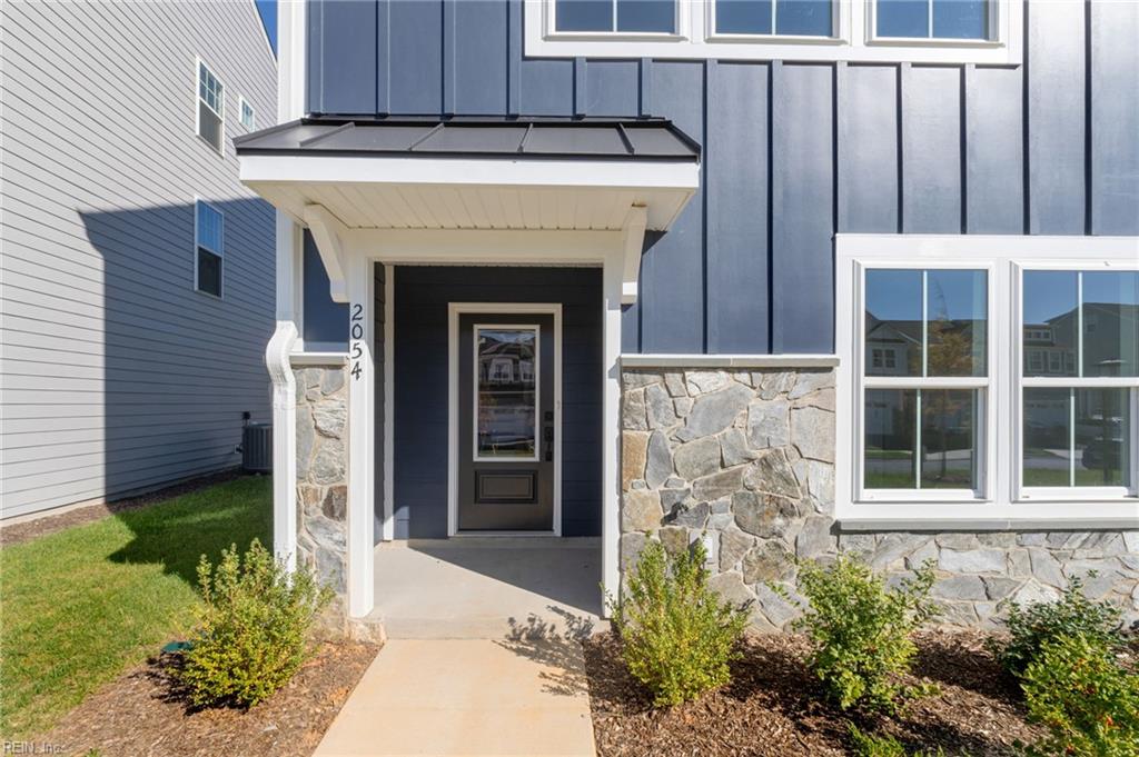 121 Bracewell Lane Yorktown VA 23692