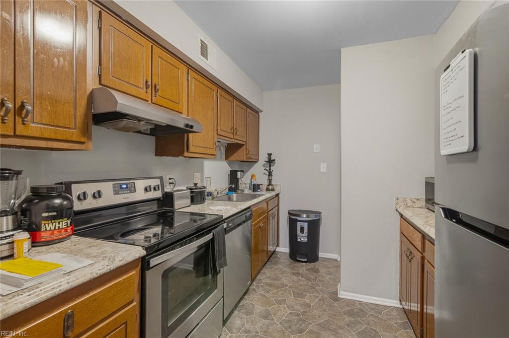 1525 Malibu Place Newport News VA 23608